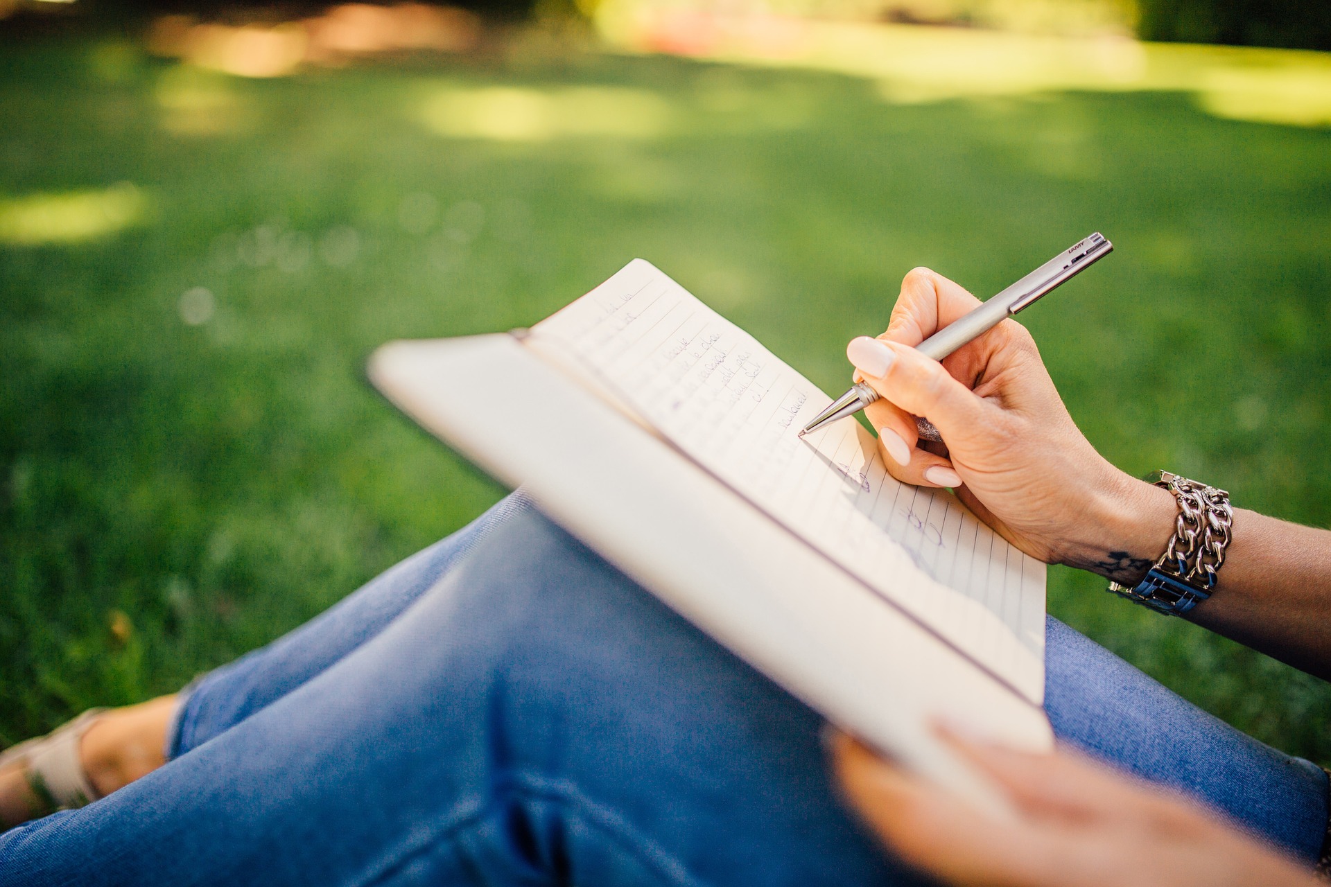 Écrire Biographie Angers